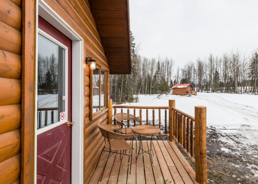 The Mustang Cabin rental in Pigeon Lake, central Alberta. Bear Creek Cabins.