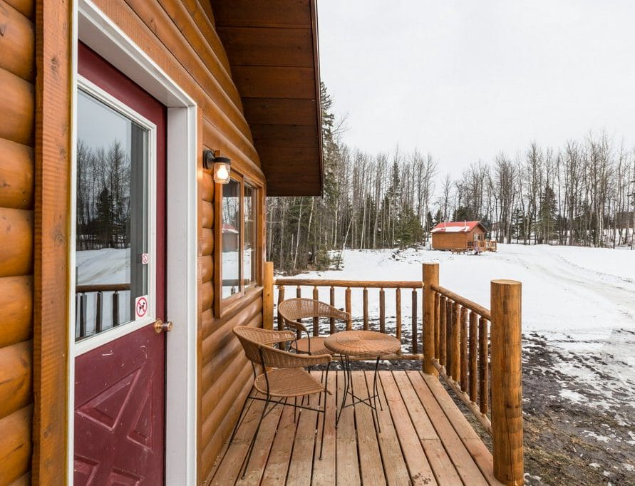 The Mustang Cabin rental in Pigeon Lake, central Alberta. Bear Creek Cabins.