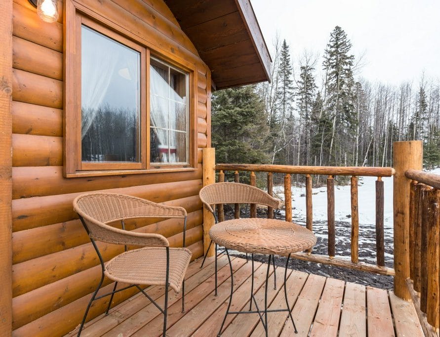 The Mustang Cabin rental in Pigeon Lake, central Alberta. Bear Creek Cabins.