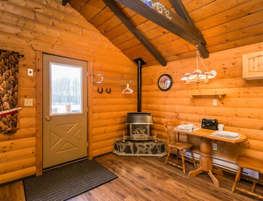 The Mustang Cabin rental in Pigeon Lake, central Alberta. Bear Creek Cabins.