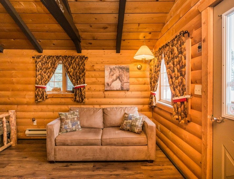 The Mustang Cabin rental in Pigeon Lake, central Alberta. Bear Creek Cabins.