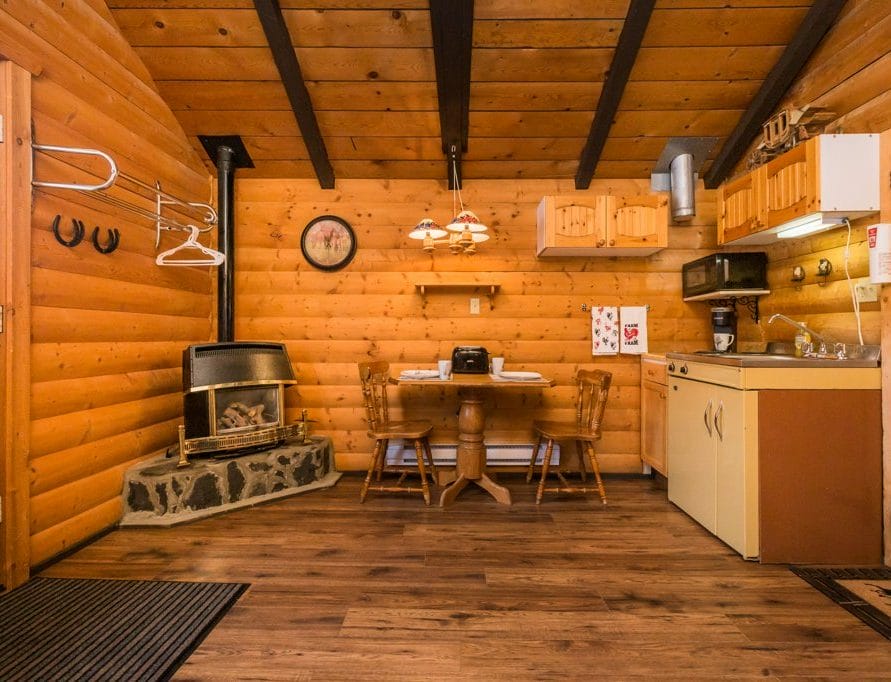 The Mustang Cabin rental in Pigeon Lake, central Alberta. Bear Creek Cabins.