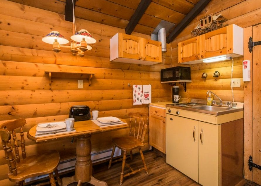 The Mustang Cabin rental in Pigeon Lake, central Alberta. Bear Creek Cabins.