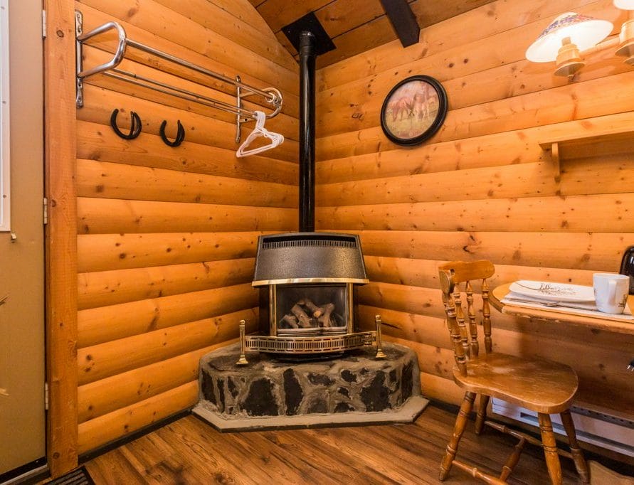 The Mustang Cabin rental in Pigeon Lake, central Alberta. Bear Creek Cabins.