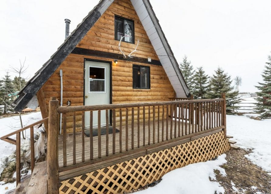 A Frame Cabin rentals in central Alberta, Cabin Rentals Pigeon Lake. Bear Creek Cabins.