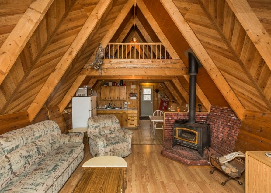 A Frame Cabin rentals in central Alberta, Cabin Rentals Pigeon Lake. Bear Creek Cabins.