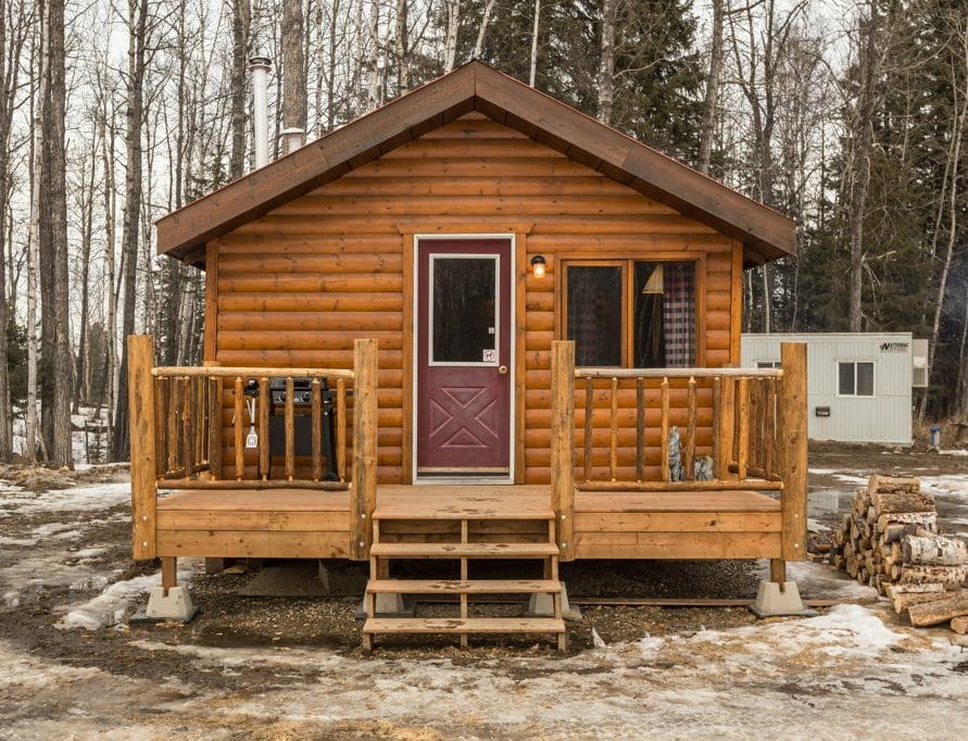 The Wolf Cabin rentals in Pigeon Lake, central Alberta. Bear Creek Cabins.