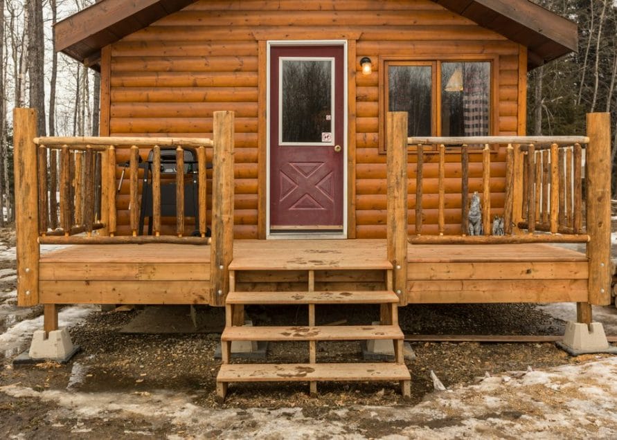 The Wolf Cabin rentals in Pigeon Lake, central Alberta. Bear Creek Cabins.