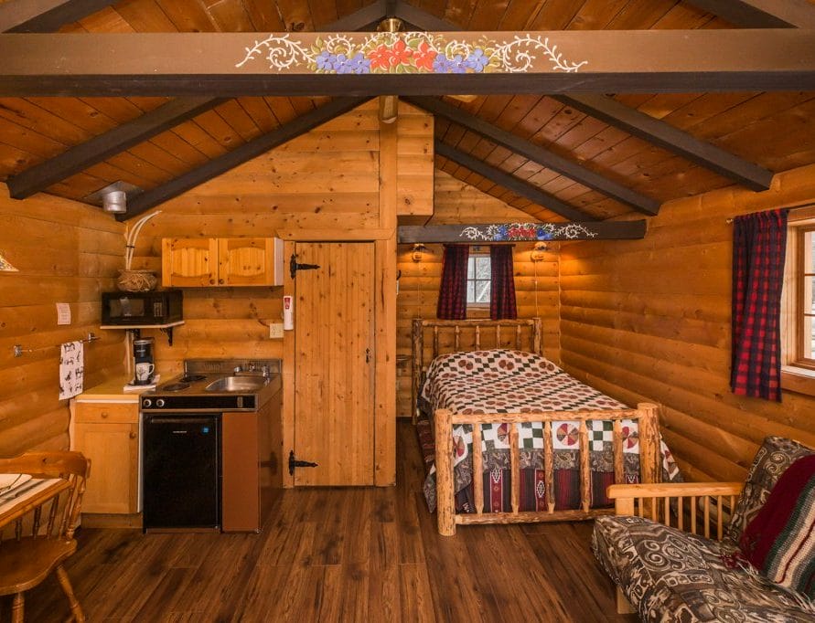 The Wolf Cabin rentals in Pigeon Lake, central Alberta. Bear Creek Cabins.