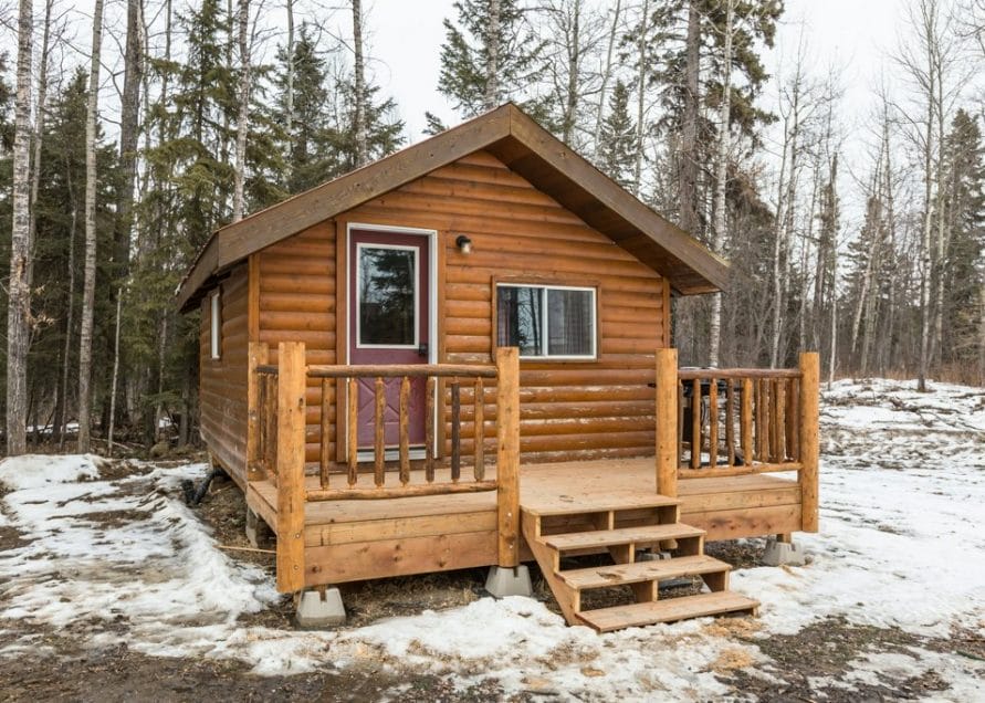 Teh Cottage Cabin rentals in central Alberta, Pigeon Lake. Bear Creek Cabins.